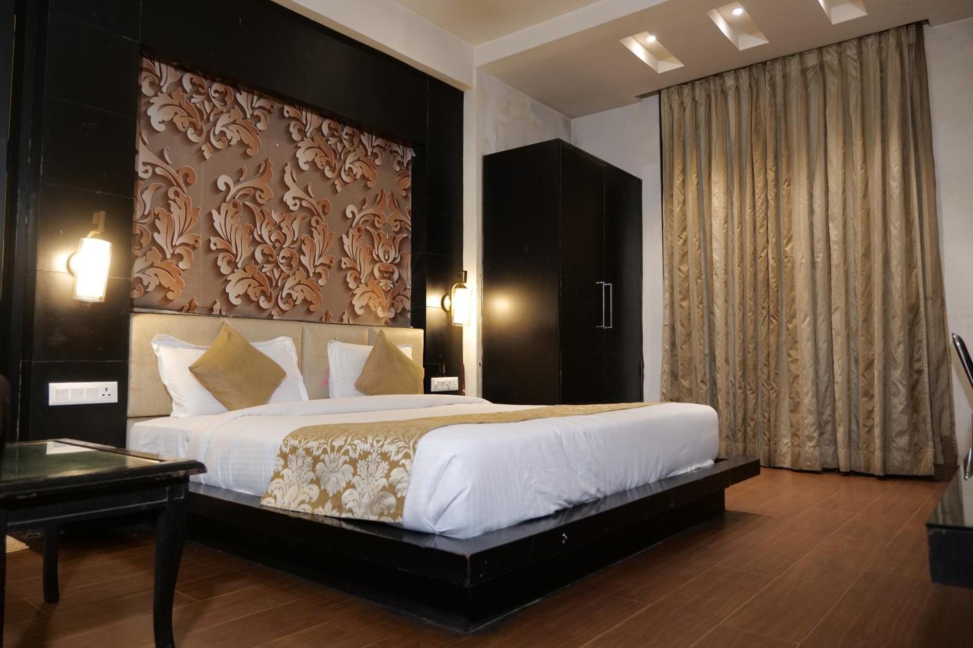 Hotel Anand Castle Kashipur المظهر الخارجي الصورة